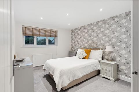 3 The Lawns, Sutton, SM2 7PU