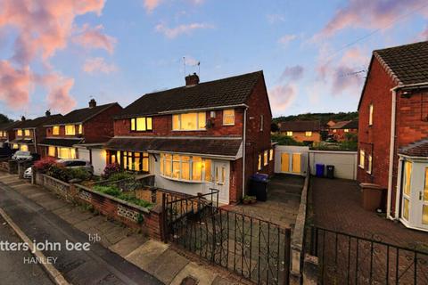 3 bedroom semi-detached house for sale, Hartland Avenue, Bradeley, Stoke-On-Trent ST6 7NF