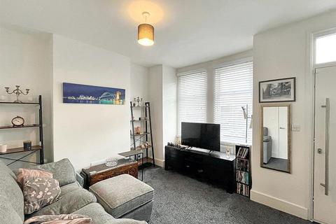 2 bedroom terraced house for sale, Winchcombe Road, Eastbourne