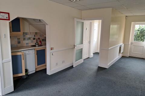 Office to rent, Centre Court, Vine Lane, Halesowen, B63 3EB