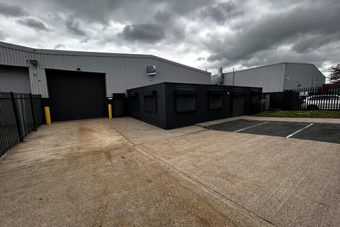 Industrial unit to rent, Unit 5, Spon Lane Industrial Estate, Spring Road, Smethwick, B66 1PE