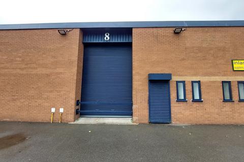 Industrial unit to rent, Unit 8, Gregston Industrial Estate, Birmingham Road, Oldbury, B69 4EX