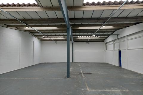 Warehouse to rent, Unit 30, Bloomfield Park, Bloomfield Road, Tipton, West Midlands, DY4 9AH