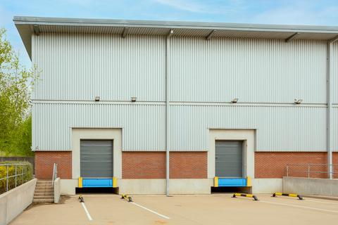 Warehouse to rent, Unit 5, Yorks Park, Blowers Green Road, Dudley, West Midlands, DY2 8UL