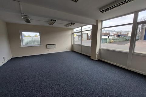 Industrial unit to rent, Unit 3, Corngreaves Trading Estate, Charlton Drive, Corngreaves Trading Estate, Cradley Heath, West Midlands, B64 7BJ