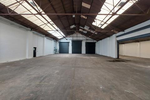 Industrial unit to rent, Unit 8A-C, Albion Industrial Estate, Oldbury Road, West Bromwich, West Midlands, B70 9BP