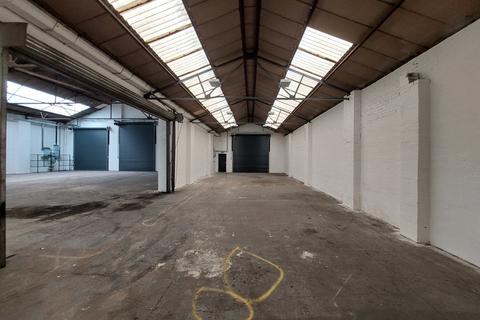 Industrial unit to rent, Unit 8A-C, Albion Industrial Estate, Oldbury Road, West Bromwich, West Midlands, B70 9BP