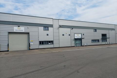 Industrial unit to rent, Unit 2, Ventura Park Trading Estate, Kinson Drive, Tamworth, Staffordshire, B78 3JF