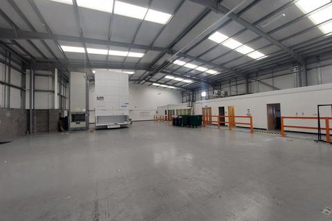 Industrial unit to rent, Unit 2, Ventura Park Trading Estate, Kinson Drive, Tamworth, Staffordshire, B78 3JF