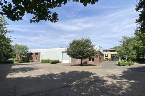 Industrial unit to rent, Gorse Hill Industrial Estate , Beaumont Leys, 109 Boston Road, Leicester, Leicester, Leicestershire, LE4 1AW