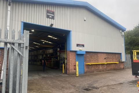 Industrial unit to rent, Bay 1, Block D, Bescot Industrial Estate, Woden Road West, Wednesbury, West Midlands, WS10 7SG