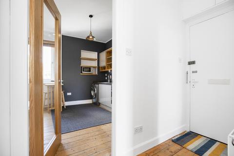 4a Imrie Place, Penicuik, EH26 8HY