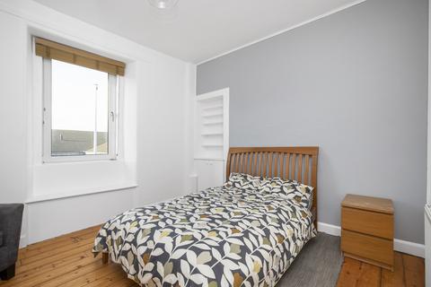 4a Imrie Place, Penicuik, EH26 8HY
