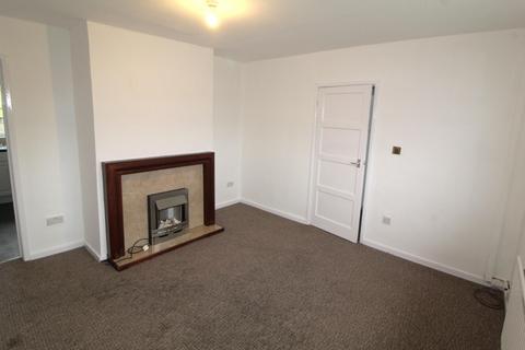 2 bedroom flat to rent, Waddington Avenue, Burnley, BB10