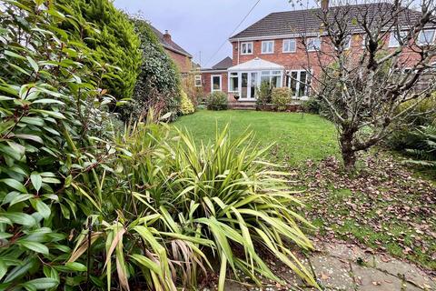 3 bedroom semi-detached house for sale, Loxley Avenue, Shirley, Solihull