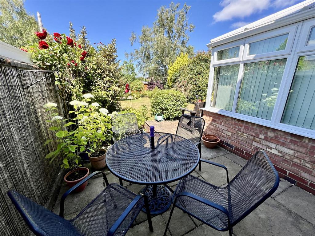 Delightful rear garden