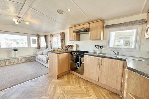 2 bedroom static caravan for sale, Oaklands Holiday Park