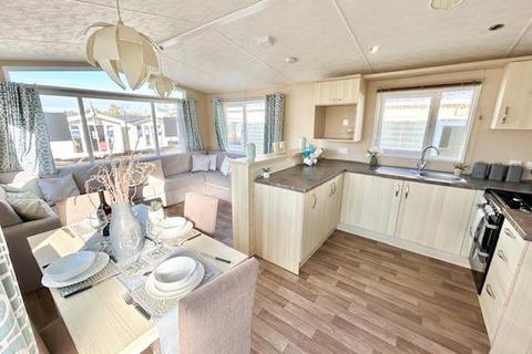 2 bedroom static caravan for sale, Oaklands Holiday Park