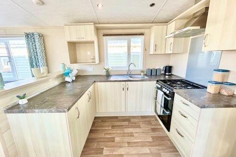 2 bedroom static caravan for sale, Oaklands Holiday Park