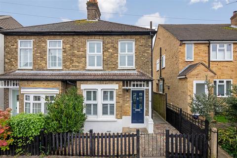 2 bedroom semi-detached house for sale, Addison Road, Caterham CR3