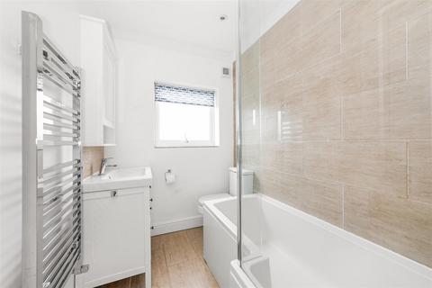 55 Addison Road, Caterham, CR3 5LU