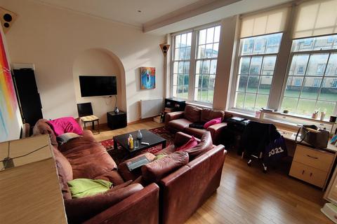 2 bedroom flat to rent, Abbey Walk, St Andrews