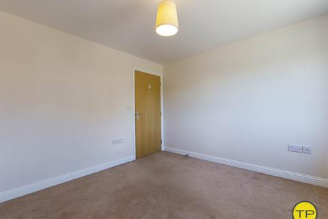 2 bedroom flat to rent, Magistrates Road, Cambridgeshire PE7