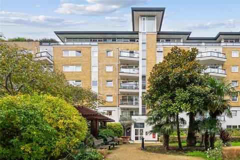 2 bedroom apartment to rent, Smugglers Way, London, SW18