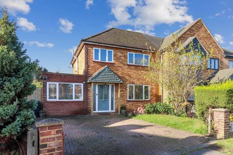 3 bedroom semi-detached house for sale, Heath Road, Beaconsfield, Buckinghamshire, HP9