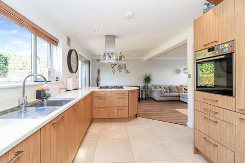 3 bedroom semi-detached house for sale, Heath Road, Beaconsfield, Buckinghamshire, HP9