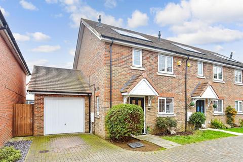 3 bedroom end of terrace house for sale, Penrith Crescent, Wickford, Essex