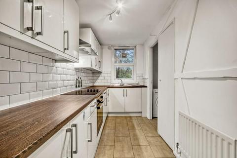 1 bedroom flat for sale, Slade Walk, London SE17