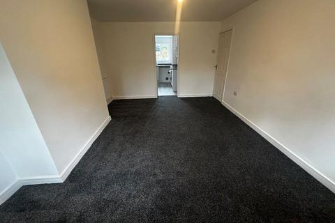 2 bedroom flat to rent, The Broadway, Stourbridge