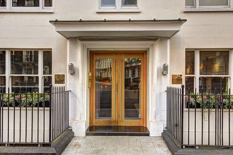 2 bedroom flat to rent, Hill Street, Mayfair, W1J