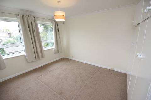 1 bedroom flat to rent, The Avenue, Worcester Park KT4