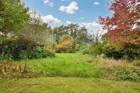 4 bedroom detached bungalow for sale, Broadstone