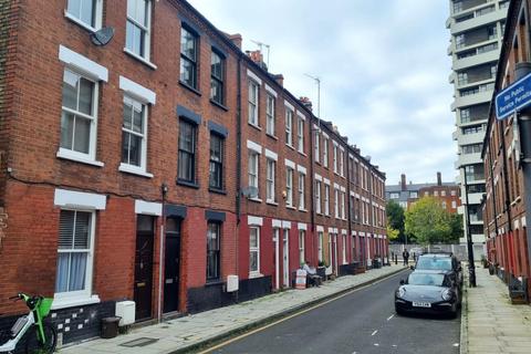 5 bedroom end of terrace house to rent, Canrobert Street, London