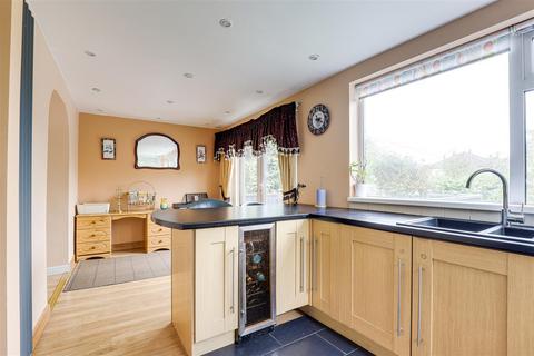 7 Barrhead Close, Nottingham, NG5 5DP