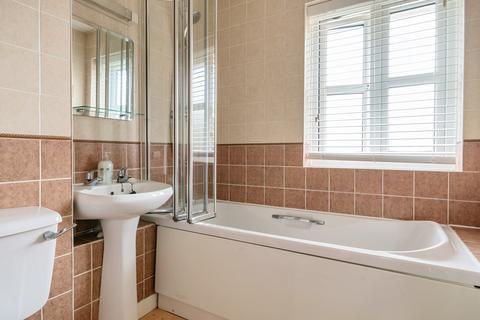 96 Barons Mead, Southampton, SO16 9TD