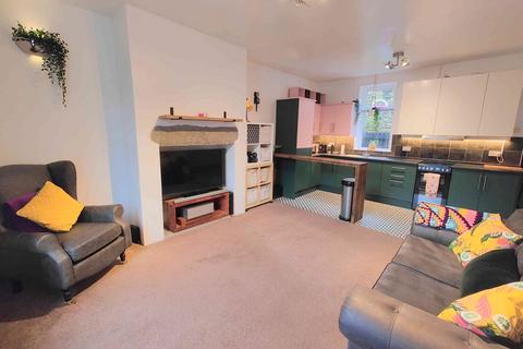 2 bedroom terraced house for sale, Emscote Grove, Halifax HX1