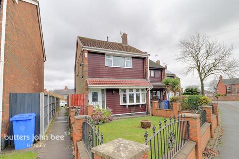 2 bedroom semi-detached house for sale, Petersfield Road, Stoke-On-Trent ST6 6SR