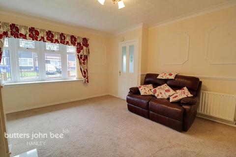 2 bedroom semi-detached house for sale, Petersfield Road, Stoke-On-Trent ST6 6SR