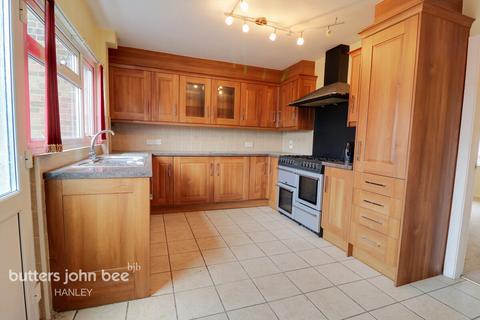 2 bedroom semi-detached house for sale, Petersfield Road, Stoke-On-Trent ST6 6SR