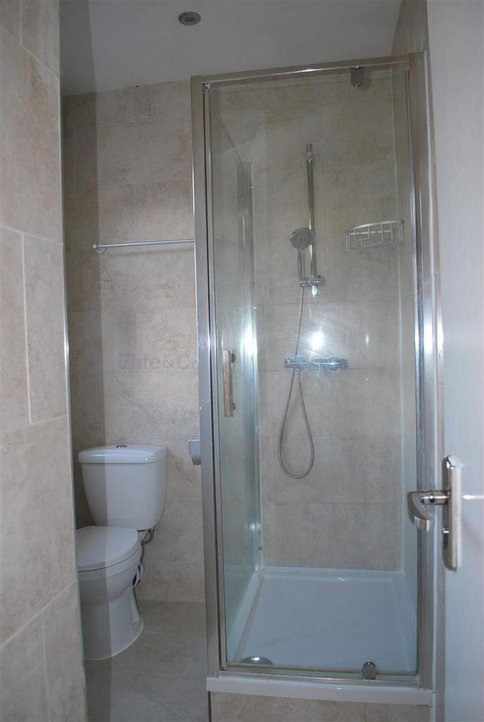 En Suite Shower