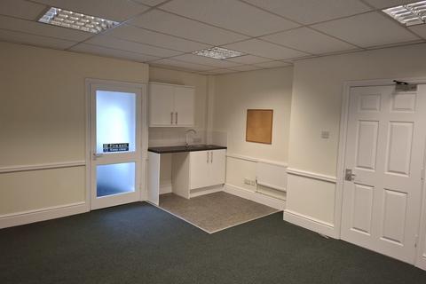 Office to rent, Office 4 , Centre Court, Vine Lane, Halesowen, West Midlands, B63 3EB