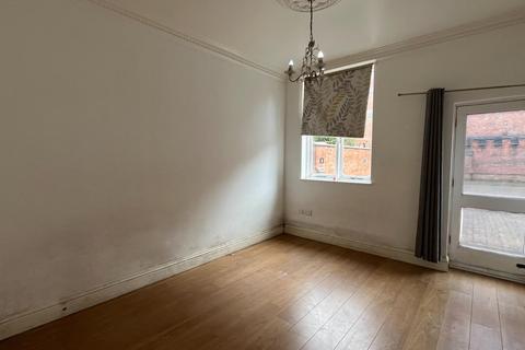 2 bedroom flat for sale, Saxby Street, Leicester LE2