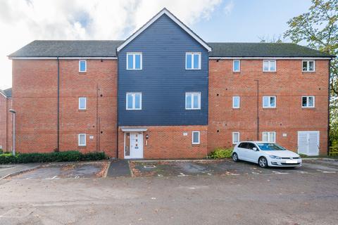 2 bedroom apartment for sale, Northolt Close, Farnborough GU14