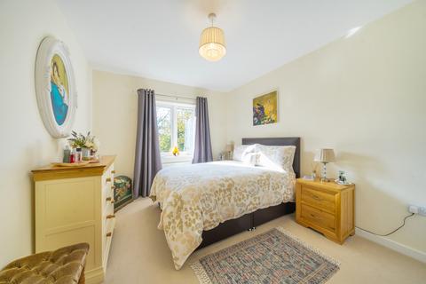 2 bedroom apartment for sale, Northolt Close, Farnborough GU14