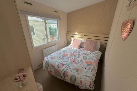 3 bedroom static caravan for sale, Seawick Holiday Park