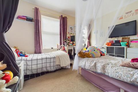 5 Beech Avenue, Netherfield, Nottingham, NG4 2FU